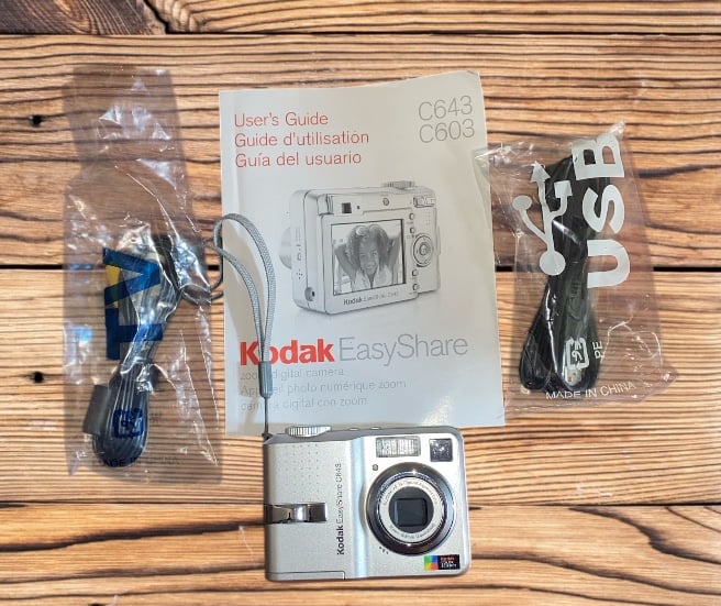 Kodak C643 easy share digital camera