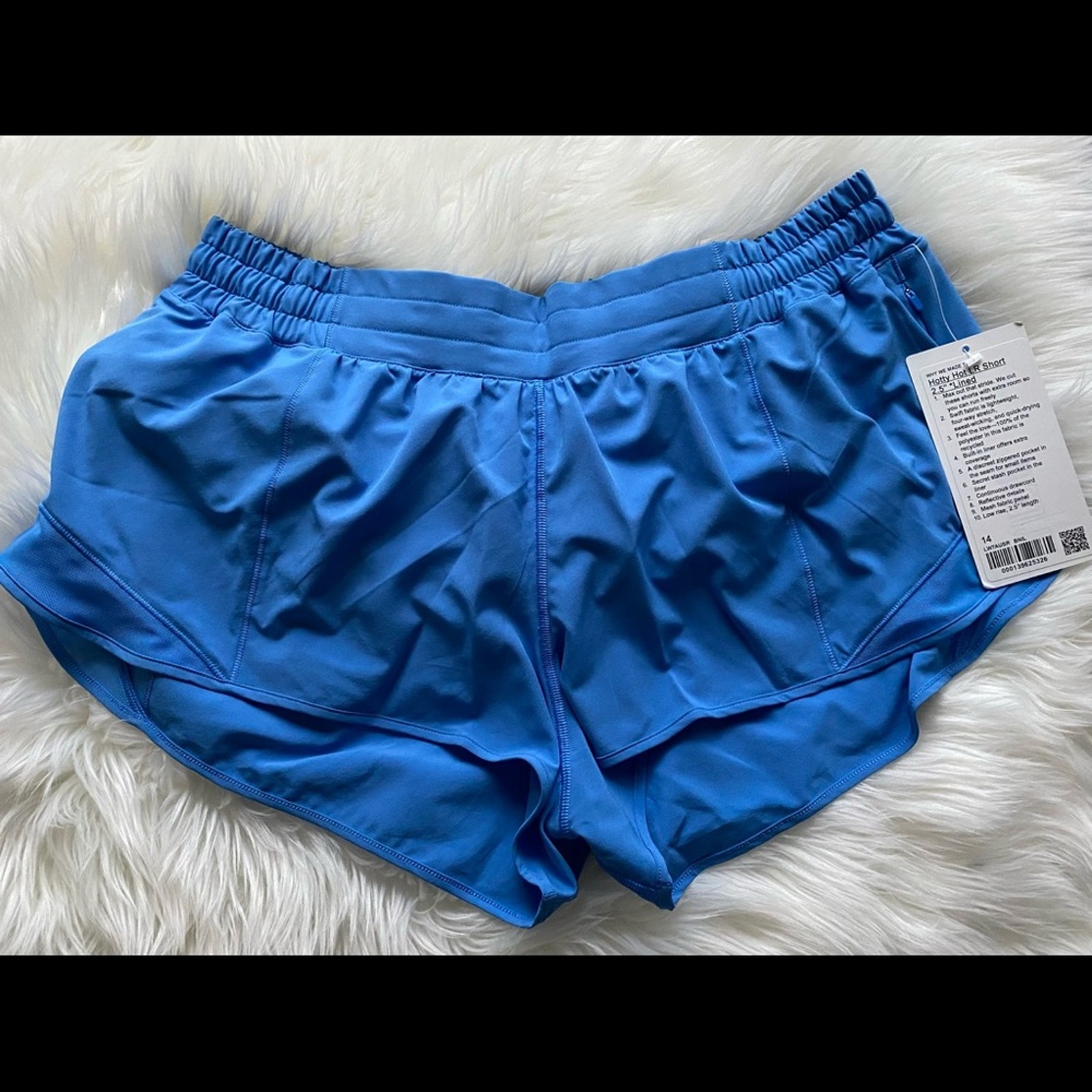 NWT Lululemon Hotty Hot LR Shorts 2.5 BNIL Sz 14