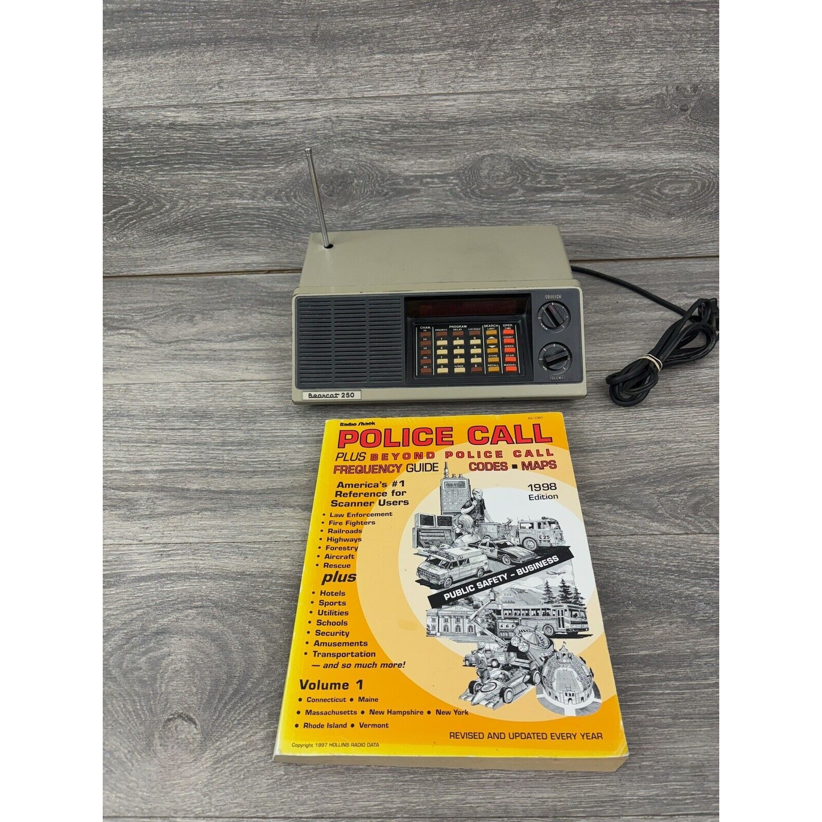 Uniden Bearcat BC-250 Scanner - No P25 Power/button Tested!
