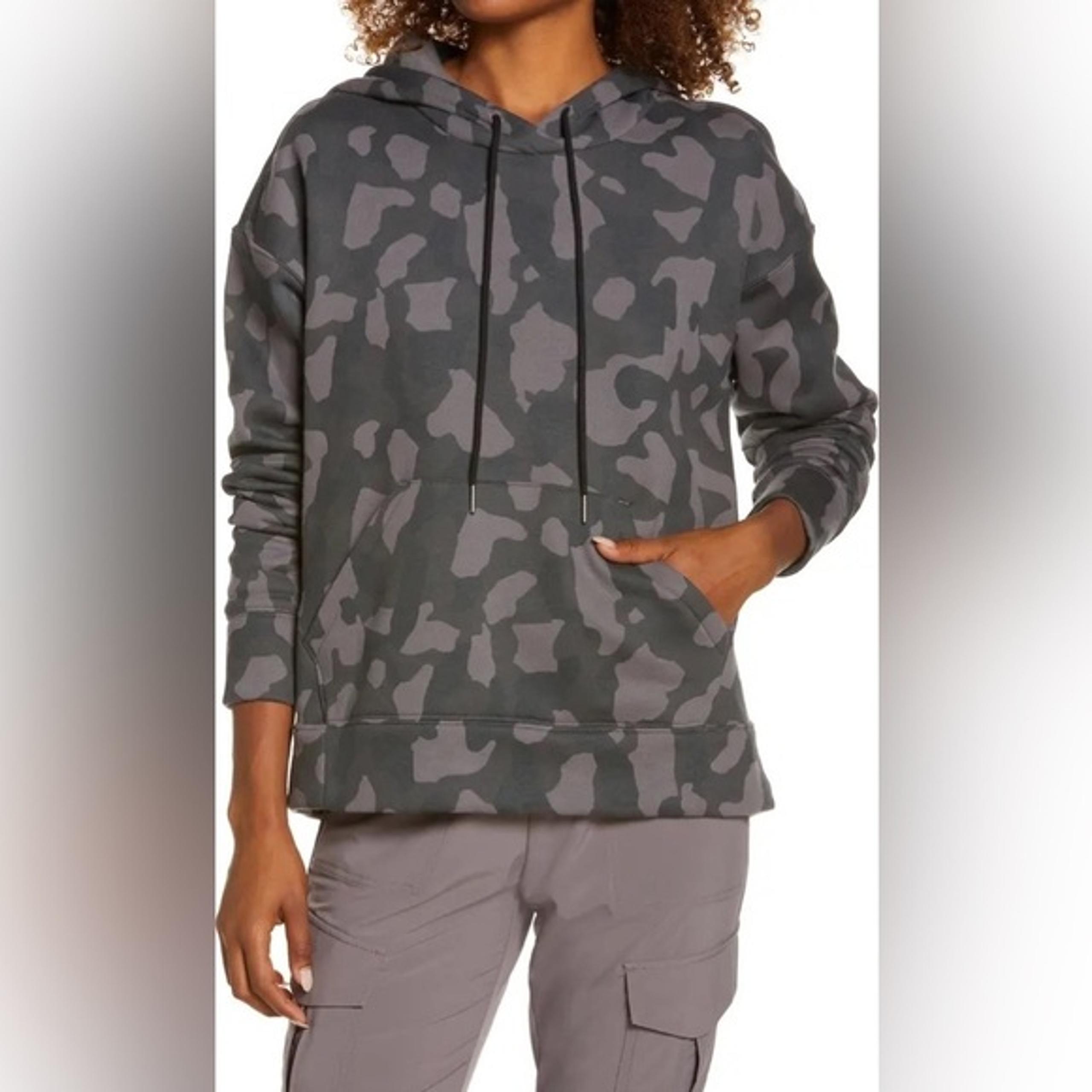 NWT! Zella Oversized Camo Cara Everyday Print Hoodie XXS