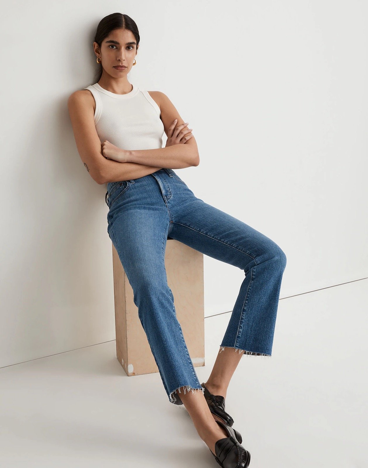 Madewell Petite Kick Out Crop Jeans -- 33P - NWT