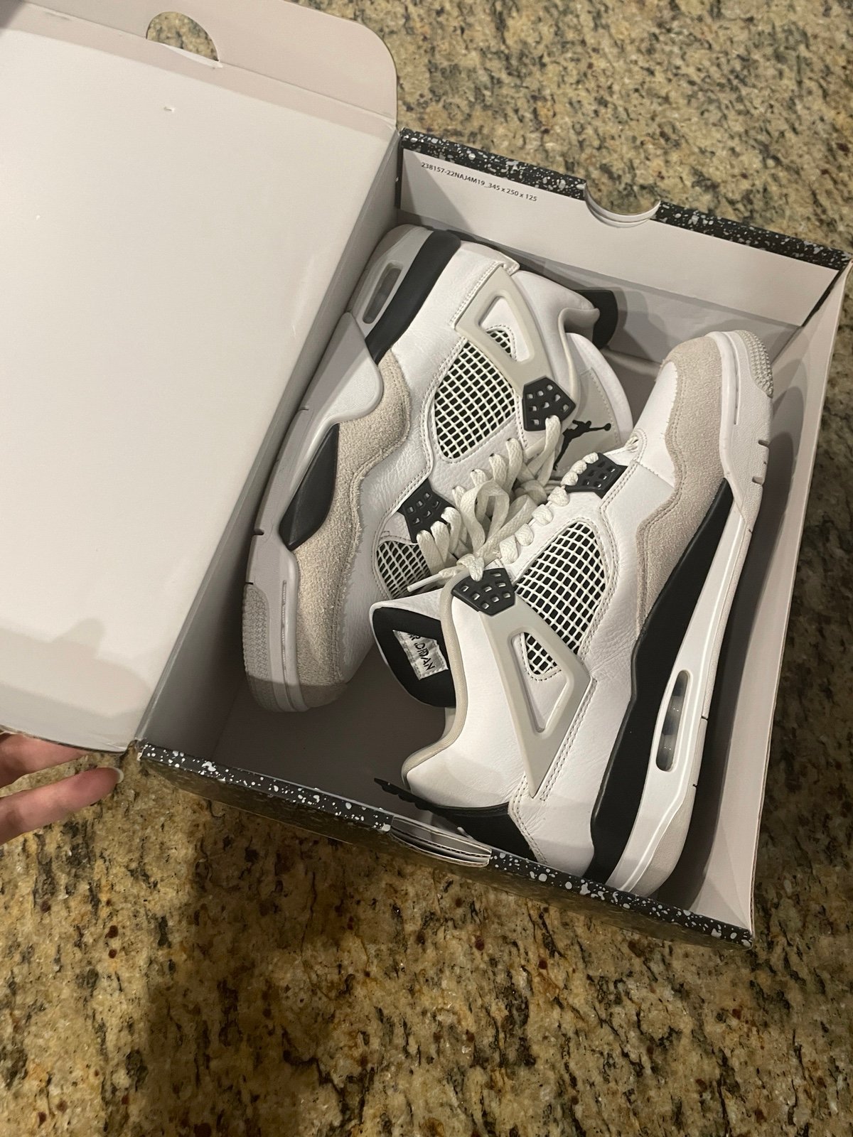 Air Jordan 4 retro military black