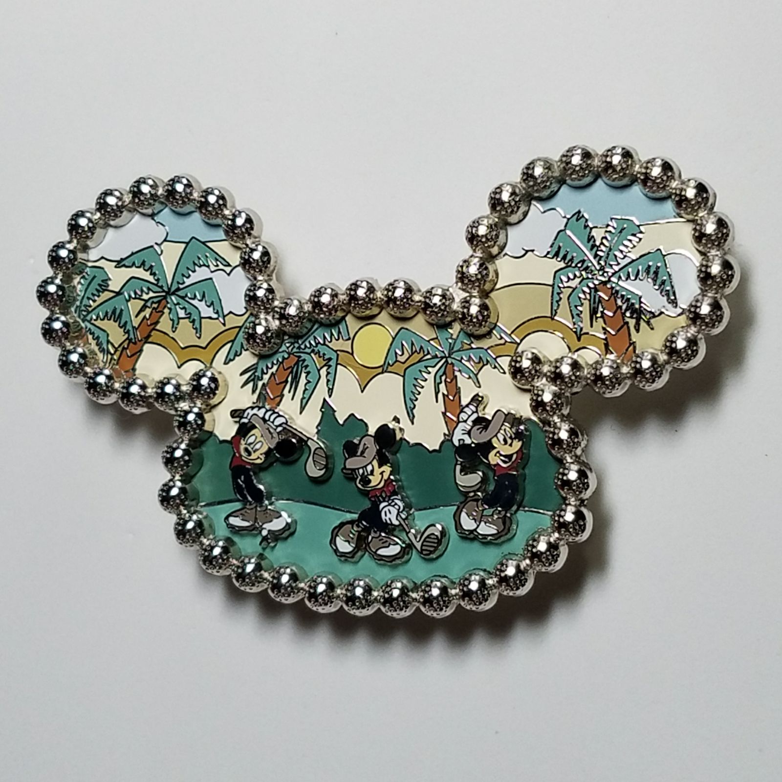 Mickey Mouse Golfing Disney Jumbo Pin