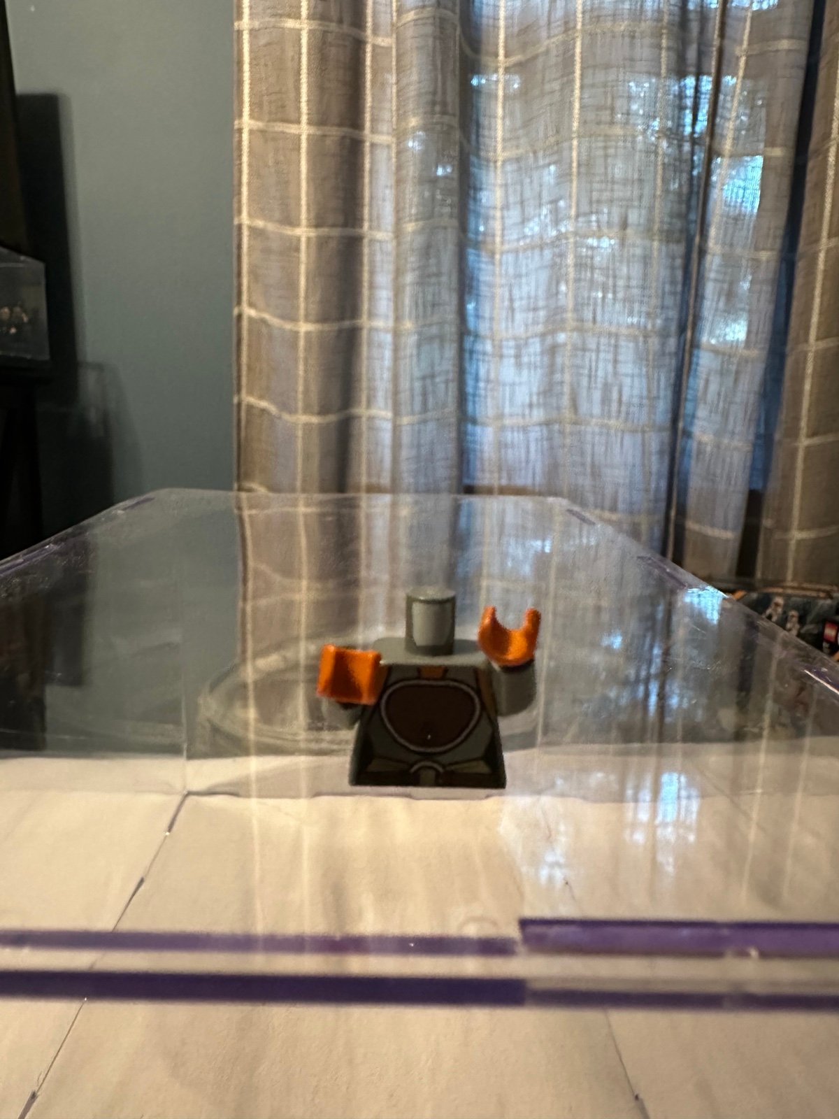 Rebel Ahsoka Torso (Cracked) from the Rebel Combat Frigate