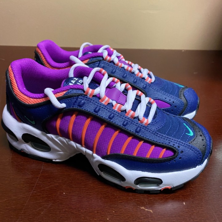 Nike Air Max Tailwind CW7005-400 Shoes