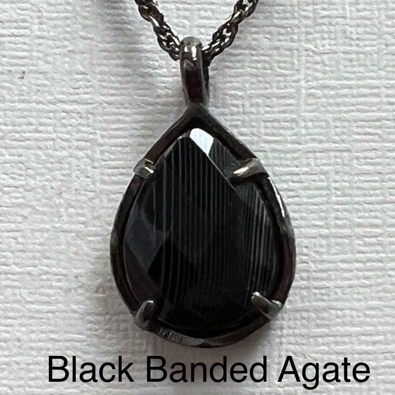 Kendra Scott Kiri Black Banded Agate Necklace