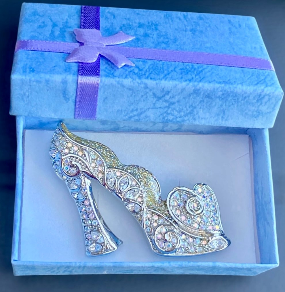 Vintage Kirk's Folly Glass Slipper Cinderella w. Brooch Aurora Borealis Crystals