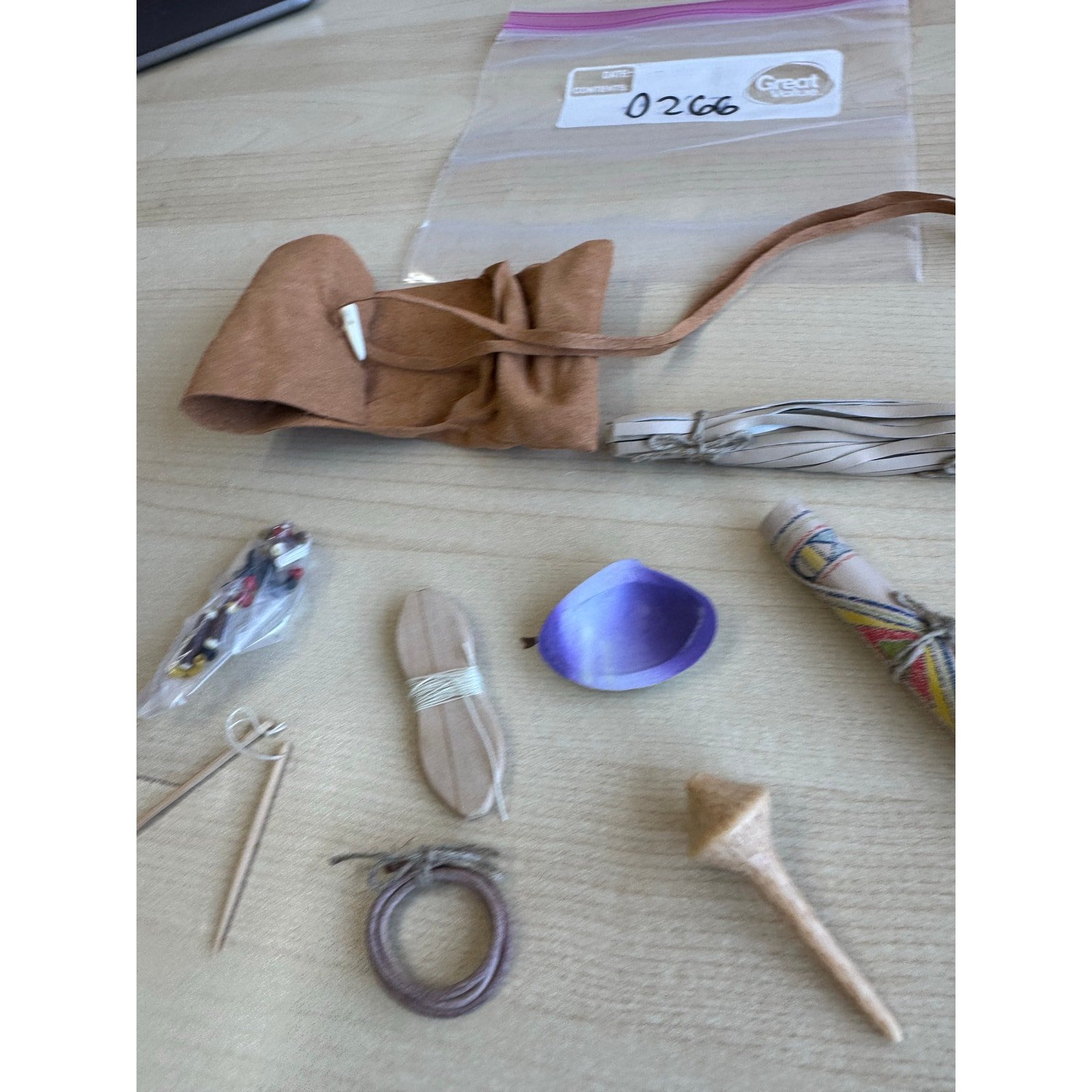 D266 American girl doll Kaya’s Craft Kit