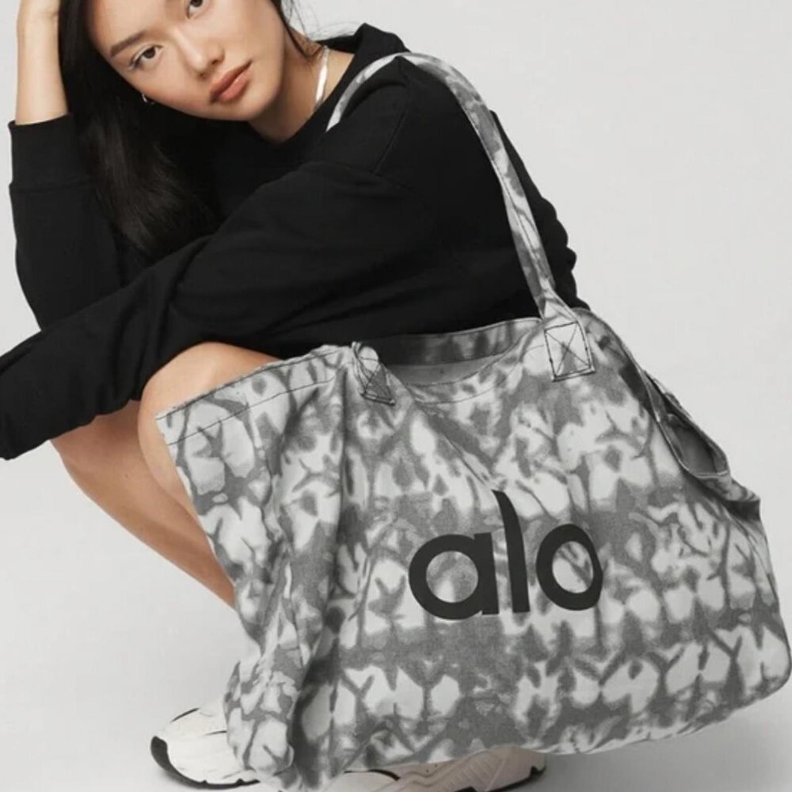 NWT Alo Large Cotton Tie Dye Shopper Tote Bag