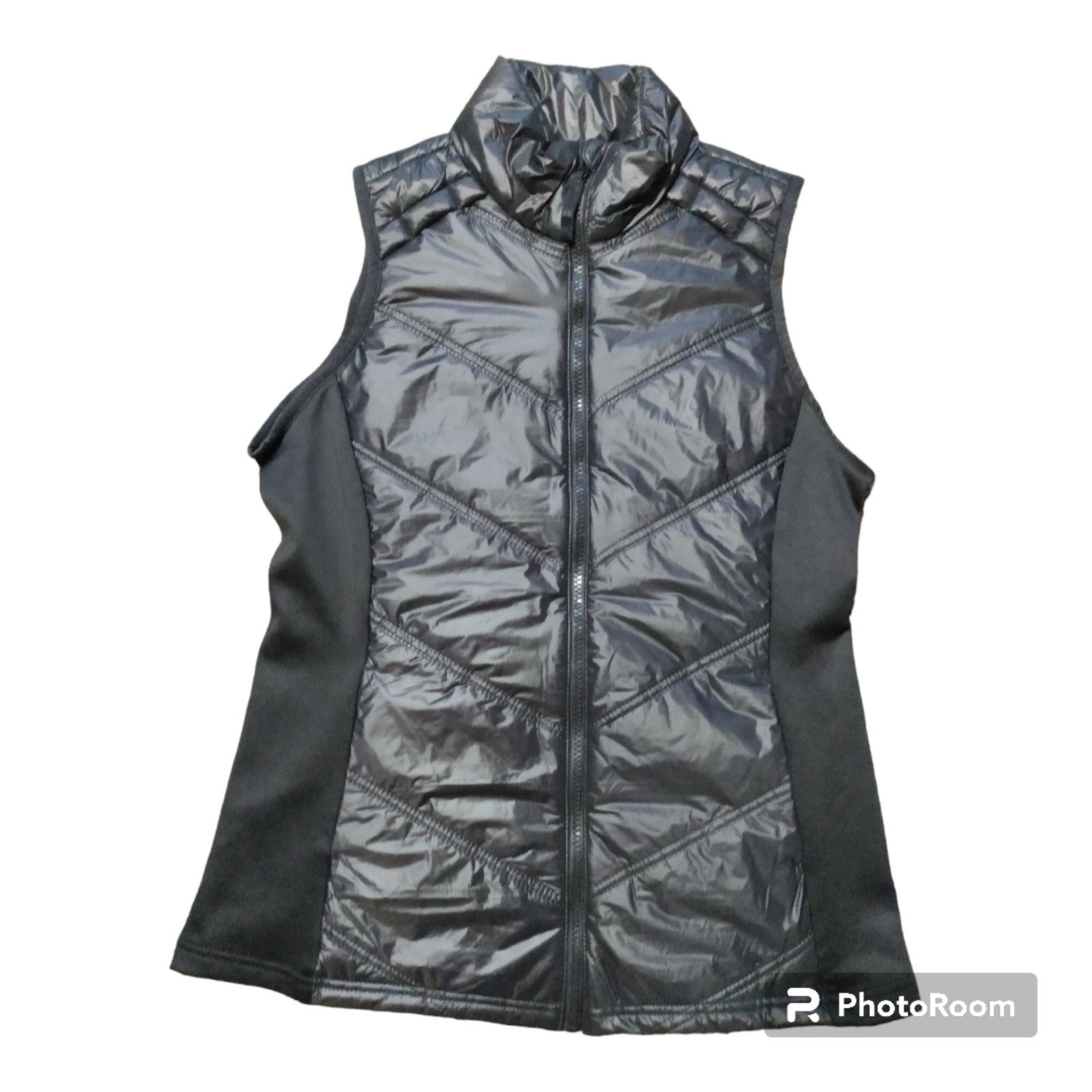 Avia Quilted Vest NWOT