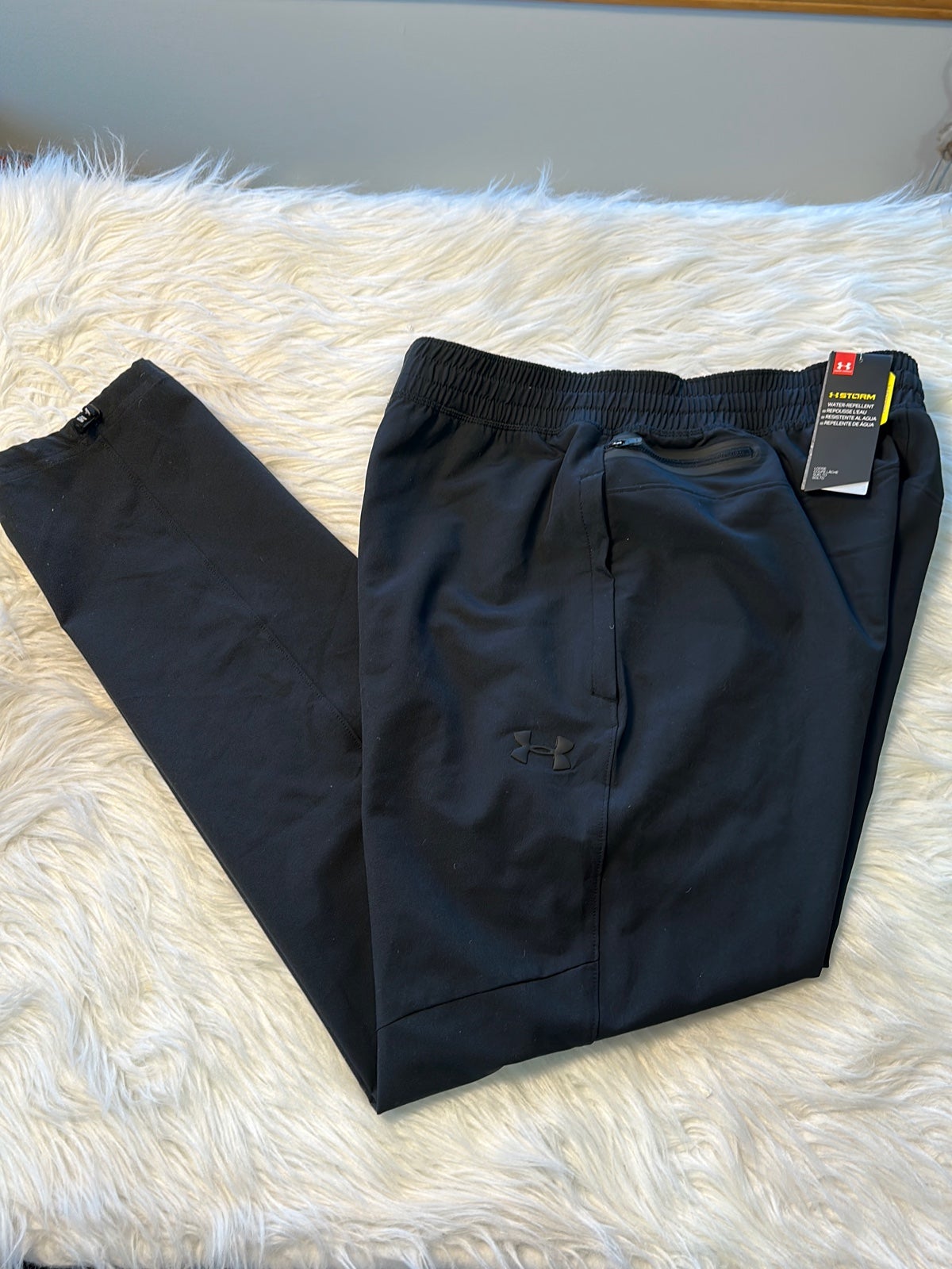 Men’s Large Under Armour Sweatpants