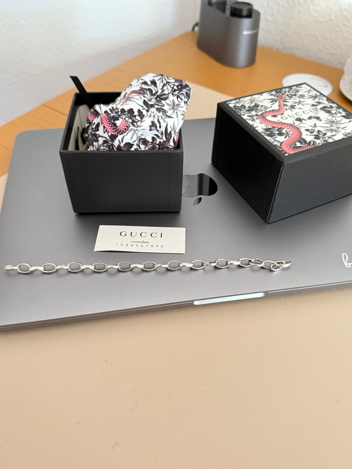 Gucci link bracelet
