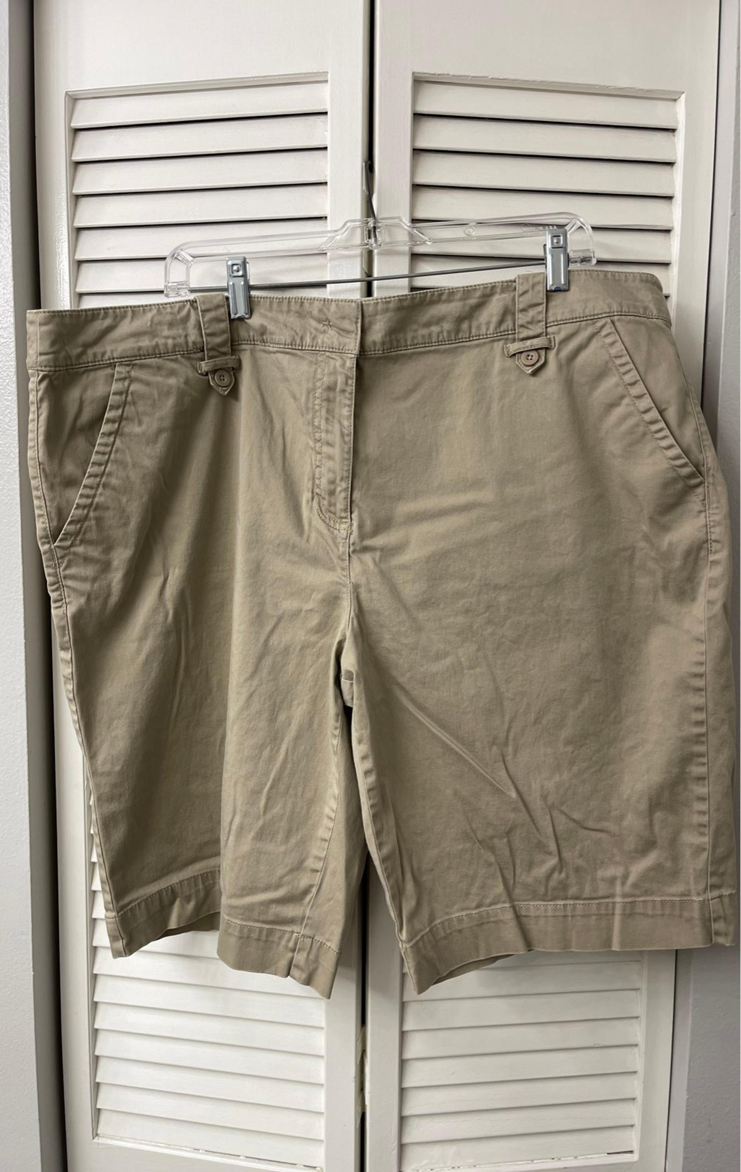 Women's Shorts (24W)