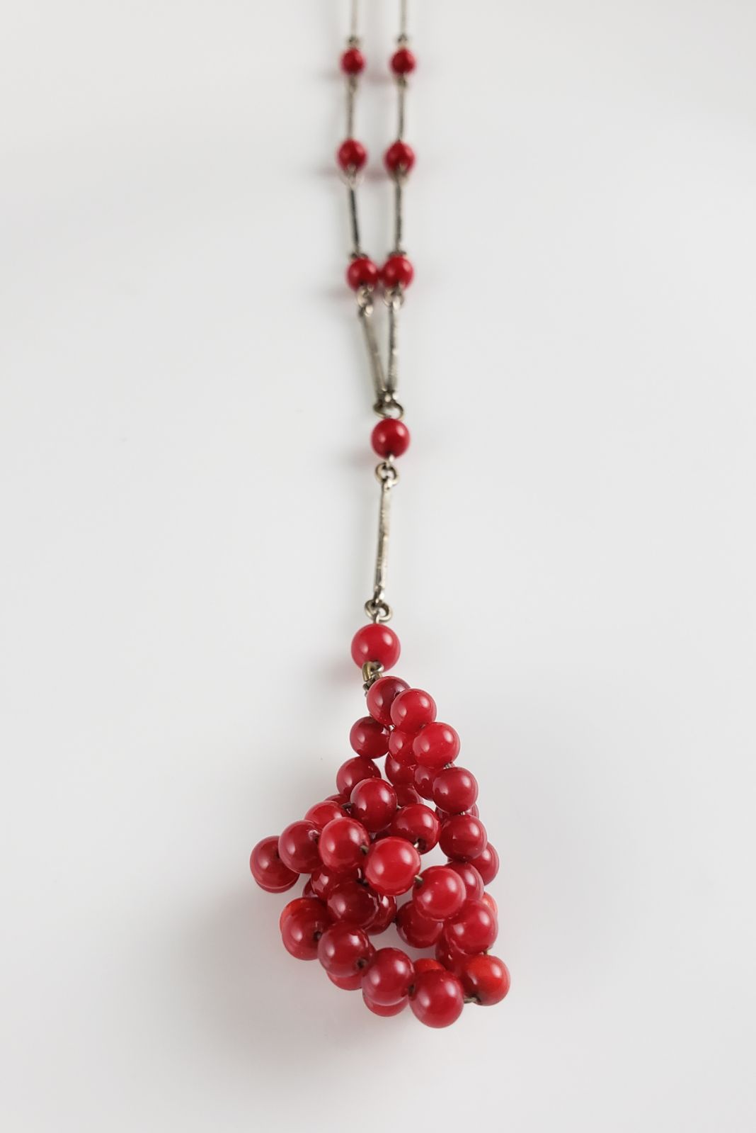 Art Deco Red Beaded Flapper Necklace