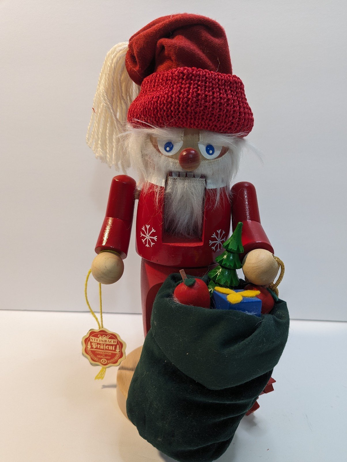 Steinbach nutcracker red Santa troll