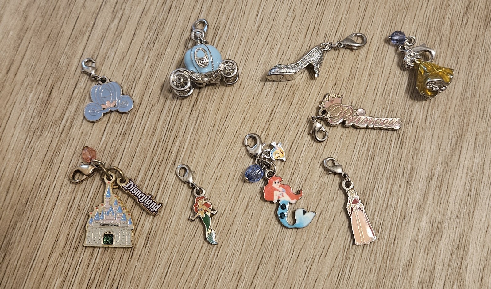 Disney princess charm lot *DESCRIPTION