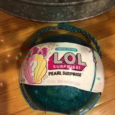 LOL Surprise Pearl Surprise