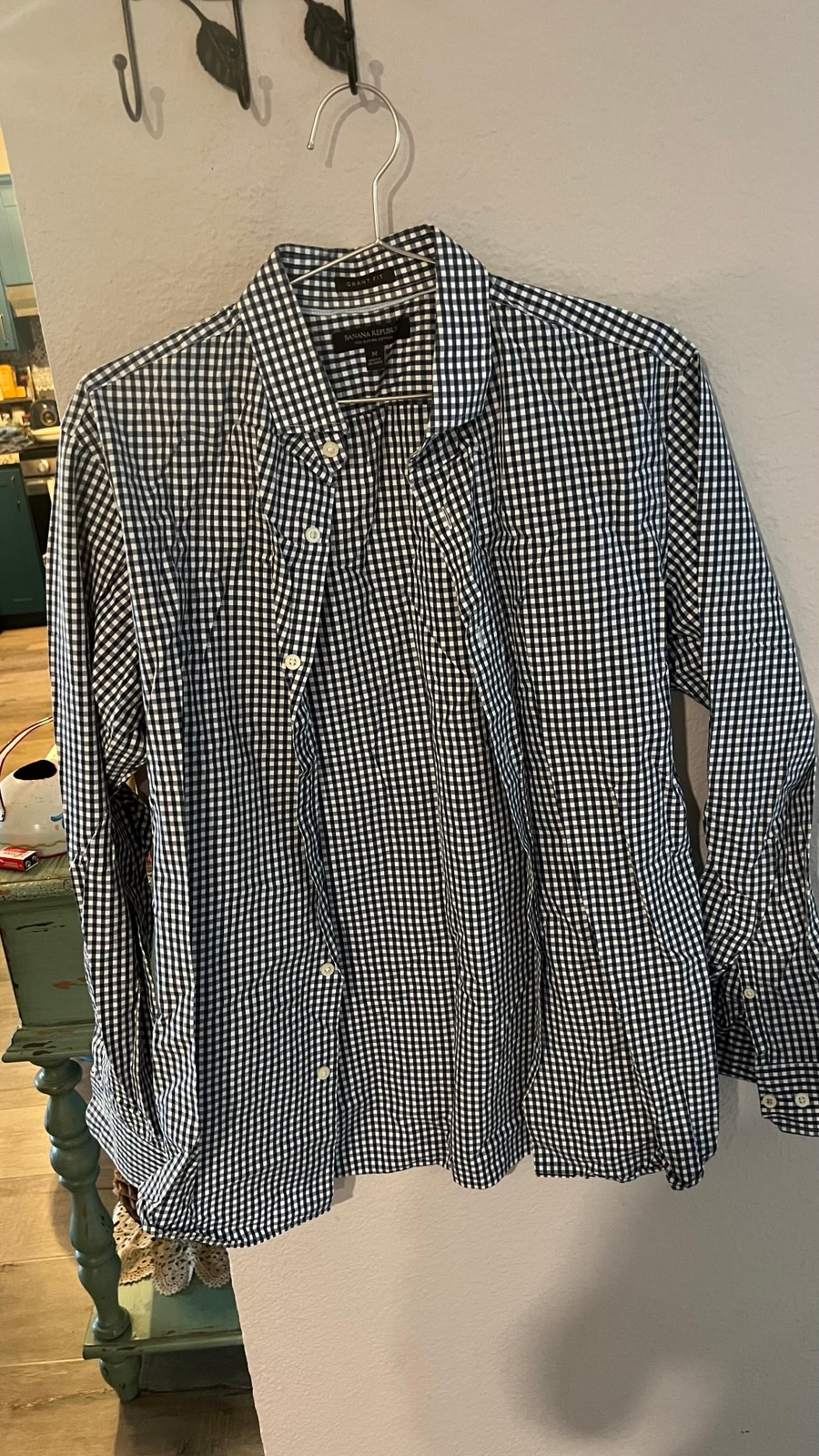 Banana Republic Men Shirt M (two)