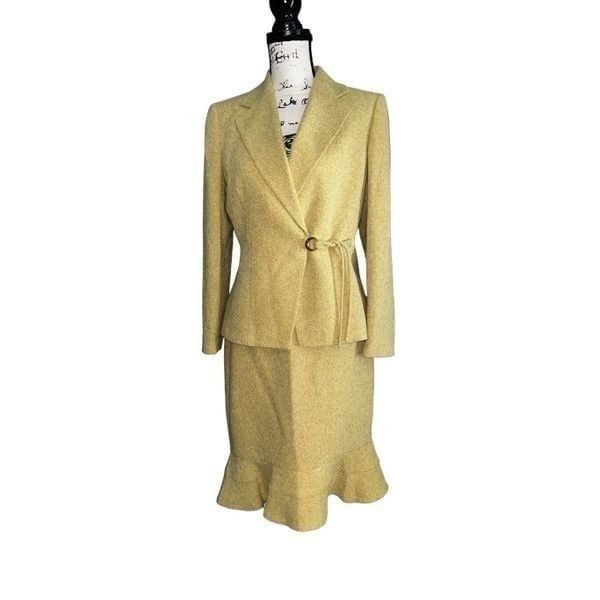 Kasper vintage gold yellow skirt and jacket set 8P
