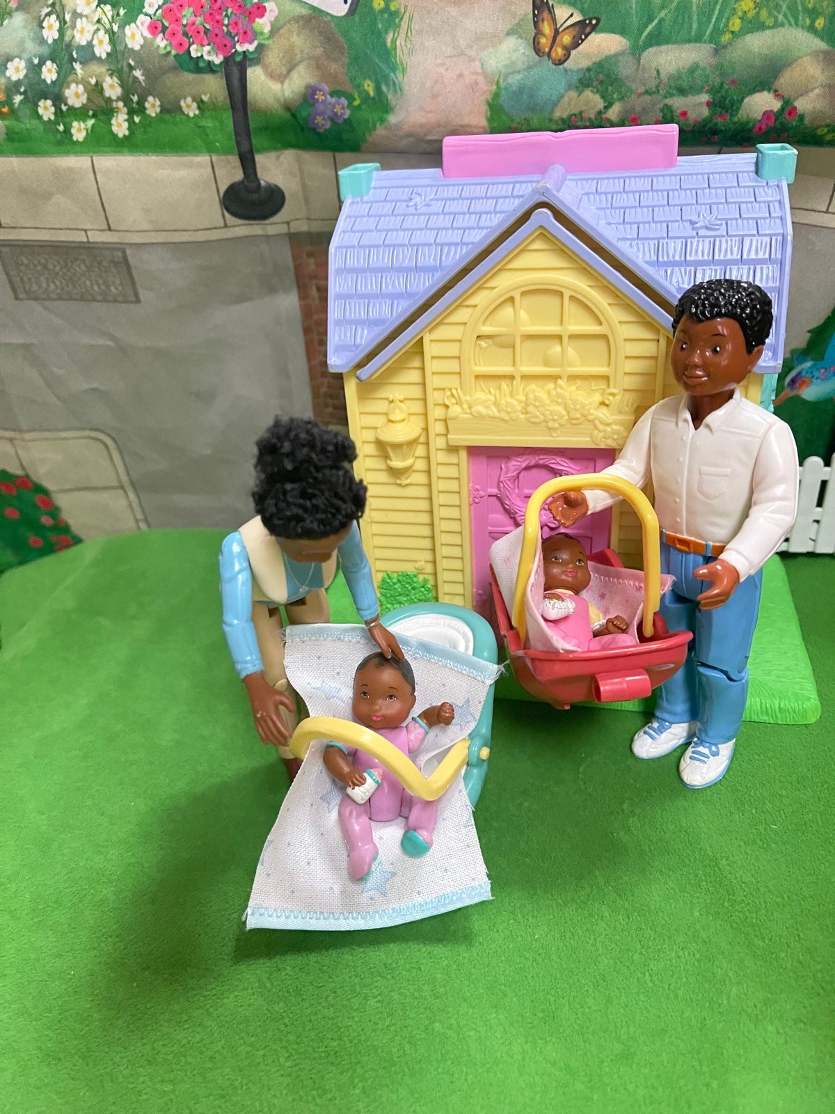Fisher Price Loving Family AA set WOW! African American