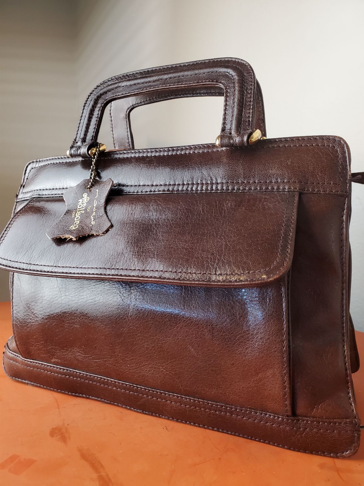 Leather bag