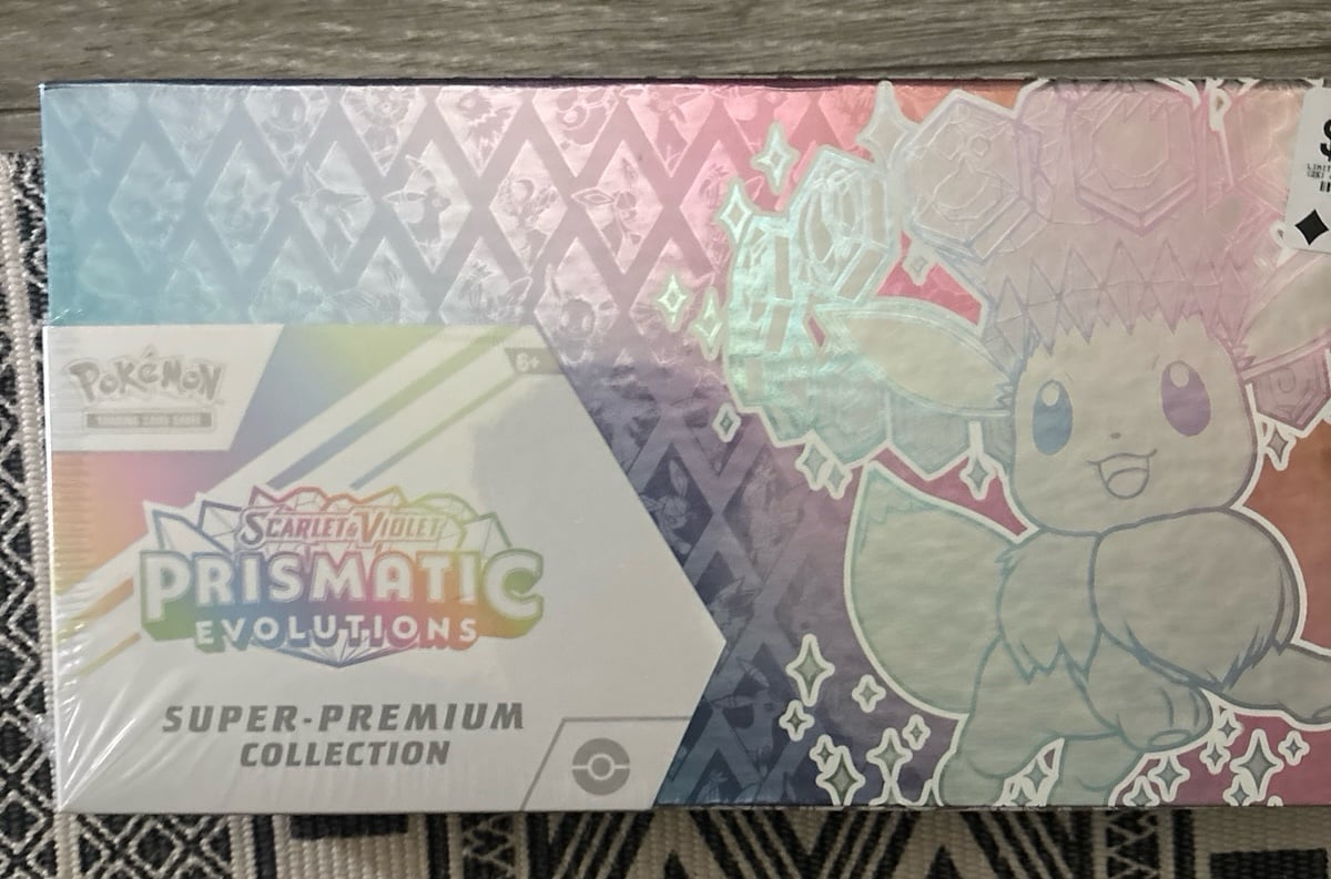 Scarlet & Violet prismatic evolutions super-premium collection