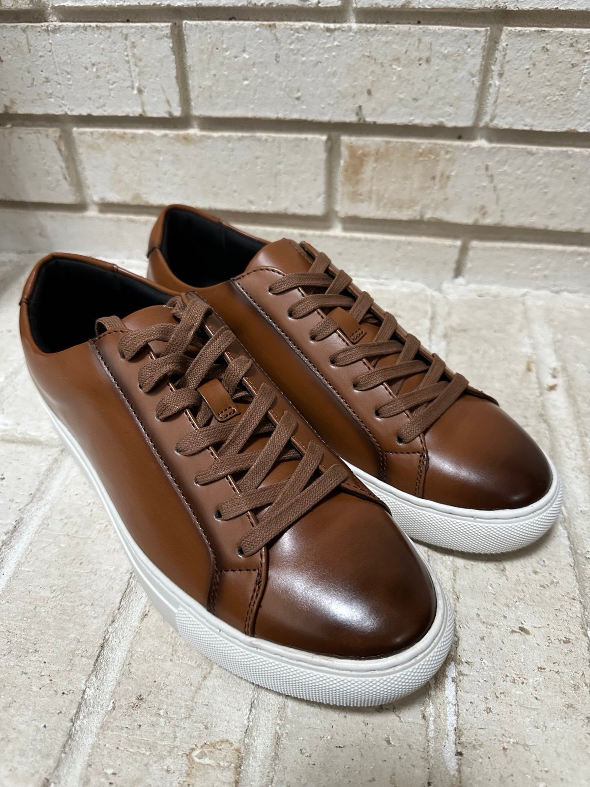 New alfani fashion Sneakers lace up shoes brown white sole multiple sizes 8, 8.5