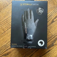 Intellinetix wearable targeted pain relief for hands Medium