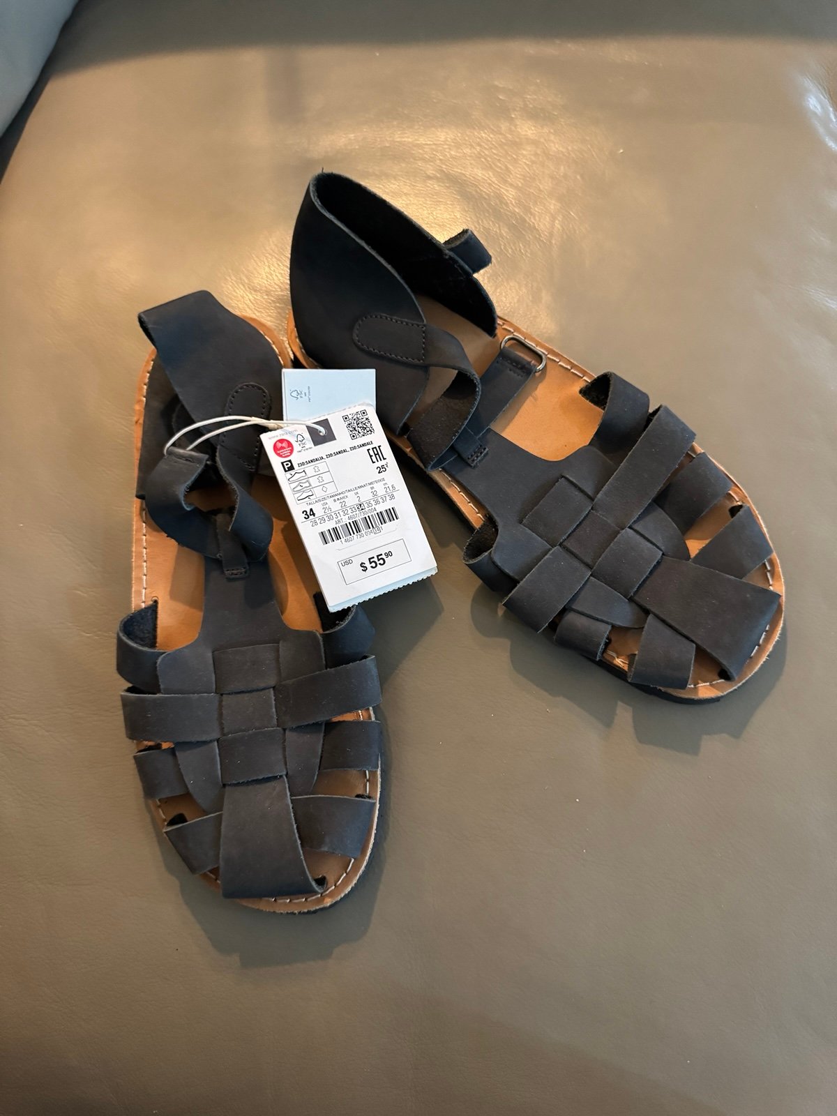 Zara new sandals sz 2.5