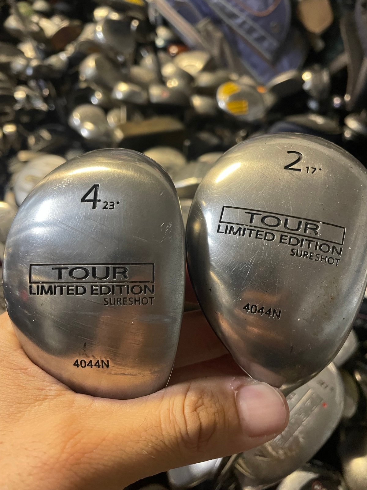 sureshot wood 2 and 4 in right handed , graphite
