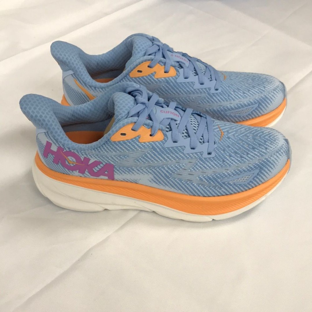 Hoka One Womens Sneaker size 6.5 US