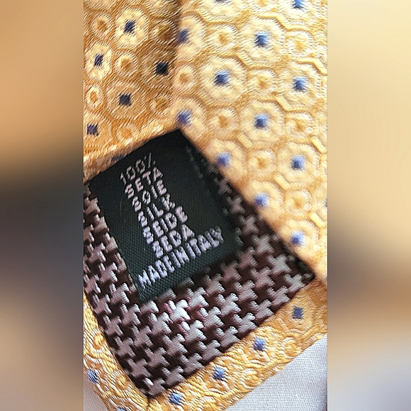 Gold Polka Dot Silk Tie Classic Gift Party Preppy Special Occasion Travel Work