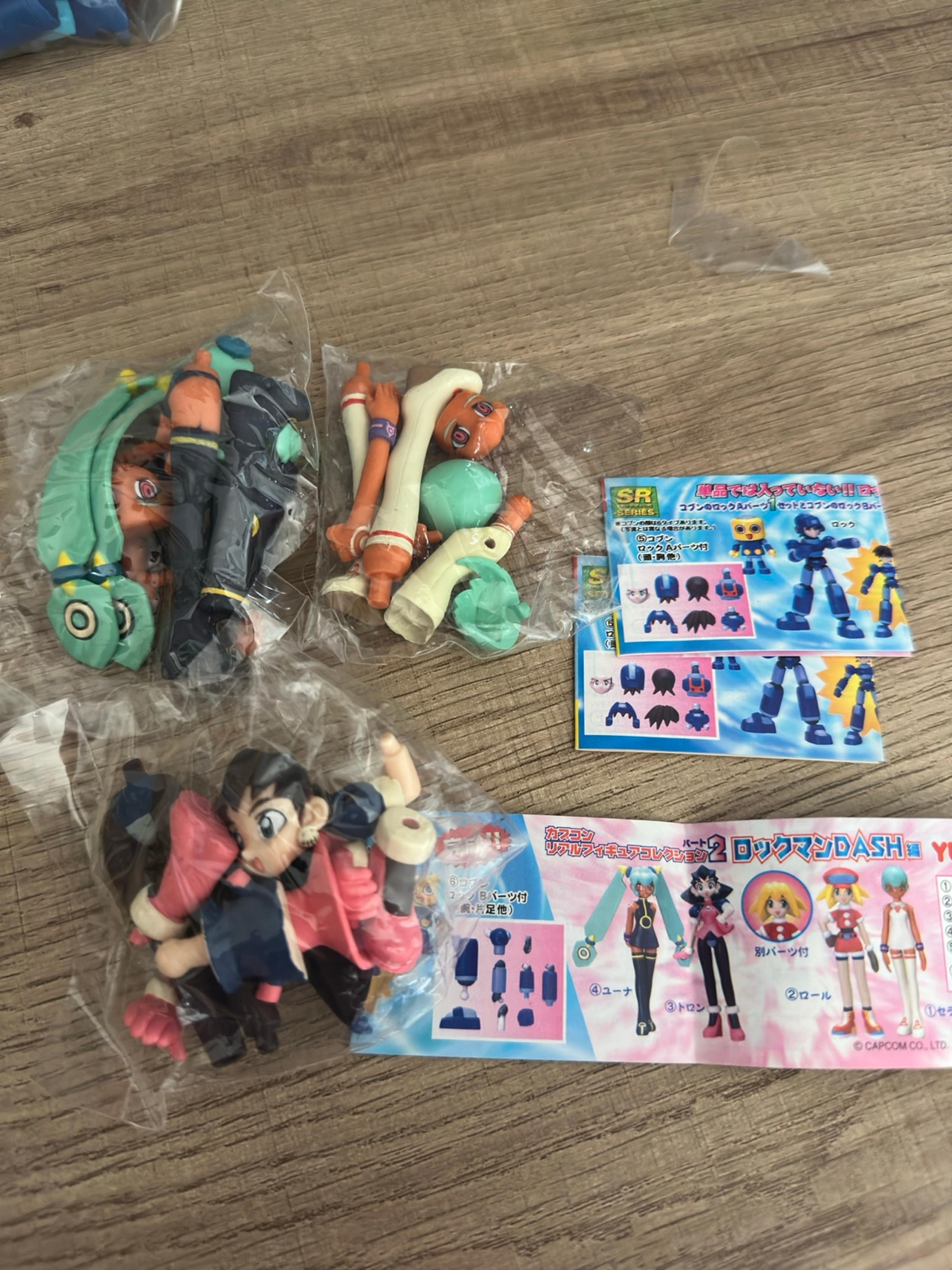 Vintage Yujin Megaman Legends Capcom Gashapon Figure Lot Tron Bonne, Sera, etc