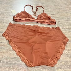 NWT Aerie set of lingerie bra and panty