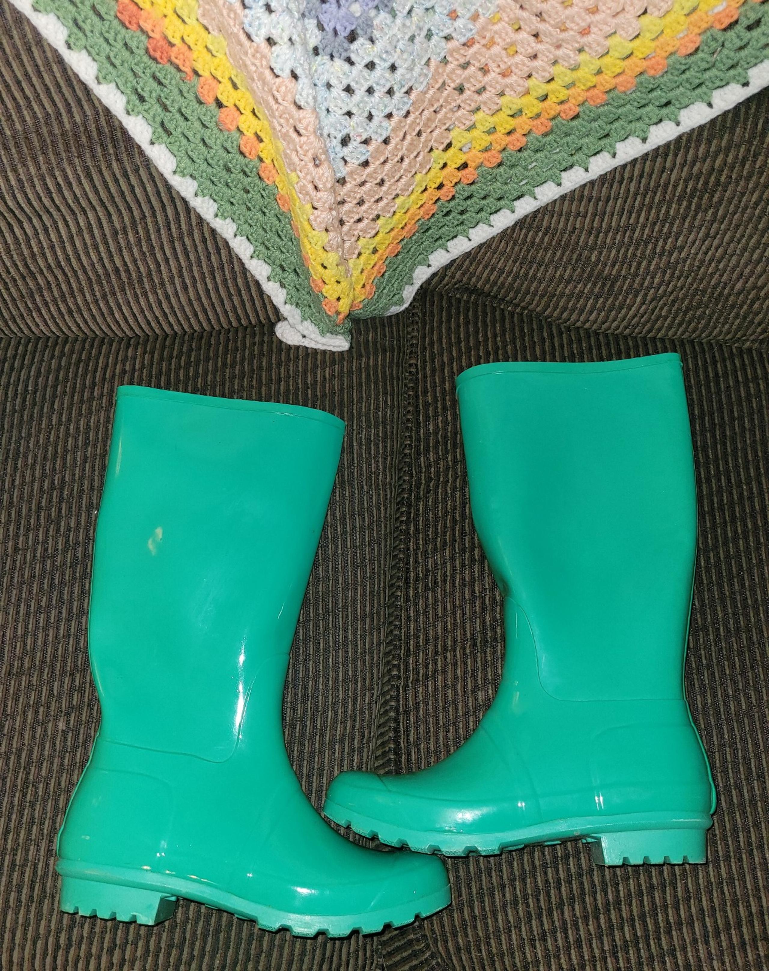 Dark sea foam green tall rainboots from target women's size 10
