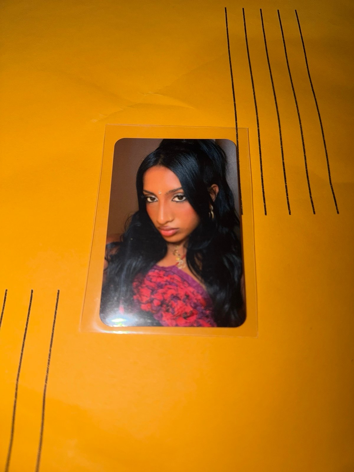 katseye lara kpop nara lollapalooza beautiful chaos tour lucky draw photocard