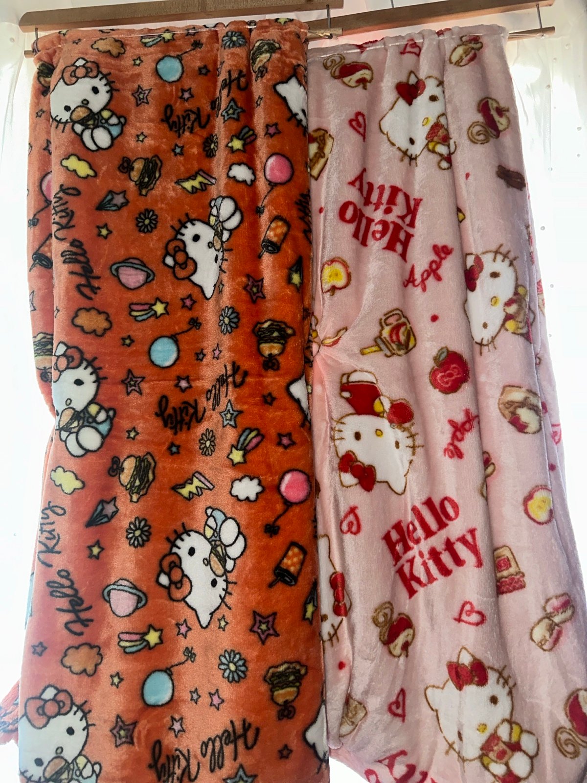 Hello Kitty blanket