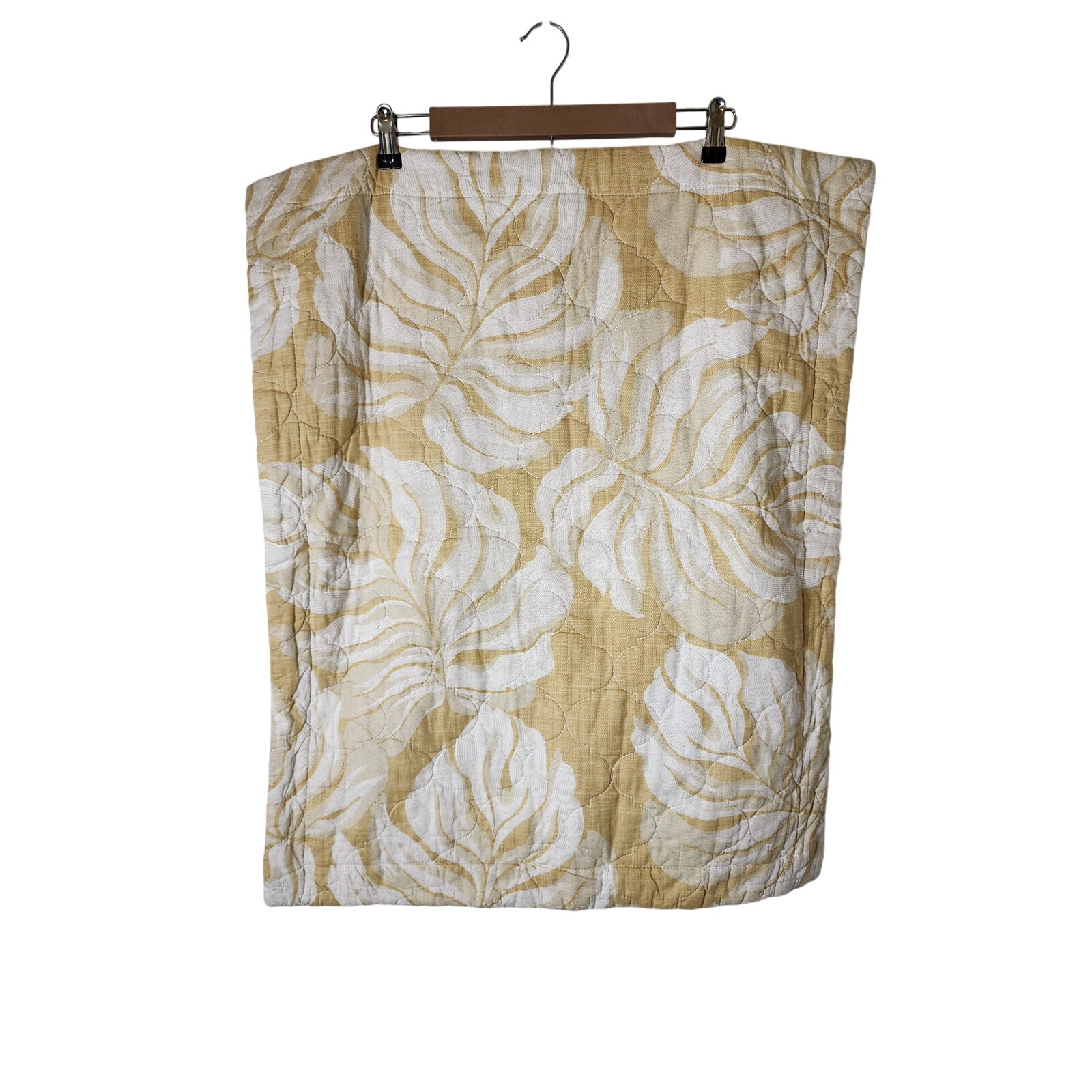 TOMMY BAHAMA HOME Gold White Floral Tropical STANDARD Pillow Shams Set of 2