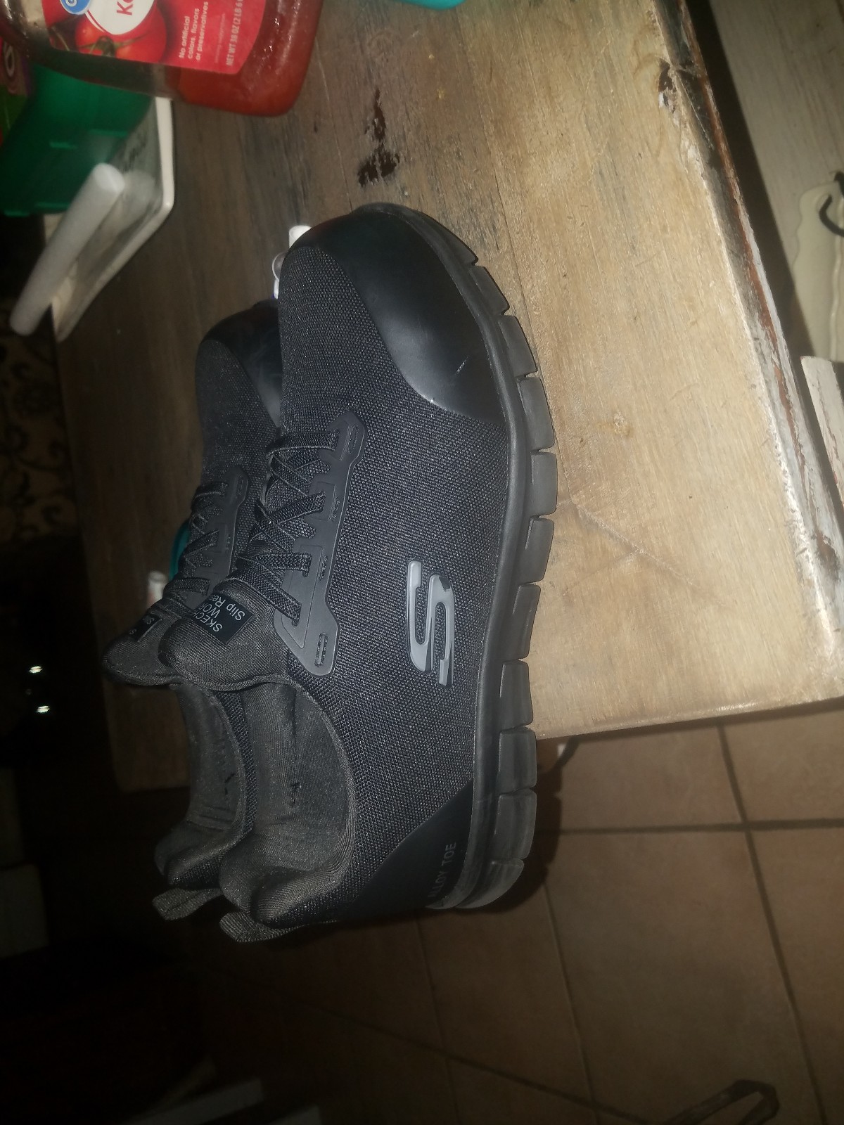 Work shoes sketchers