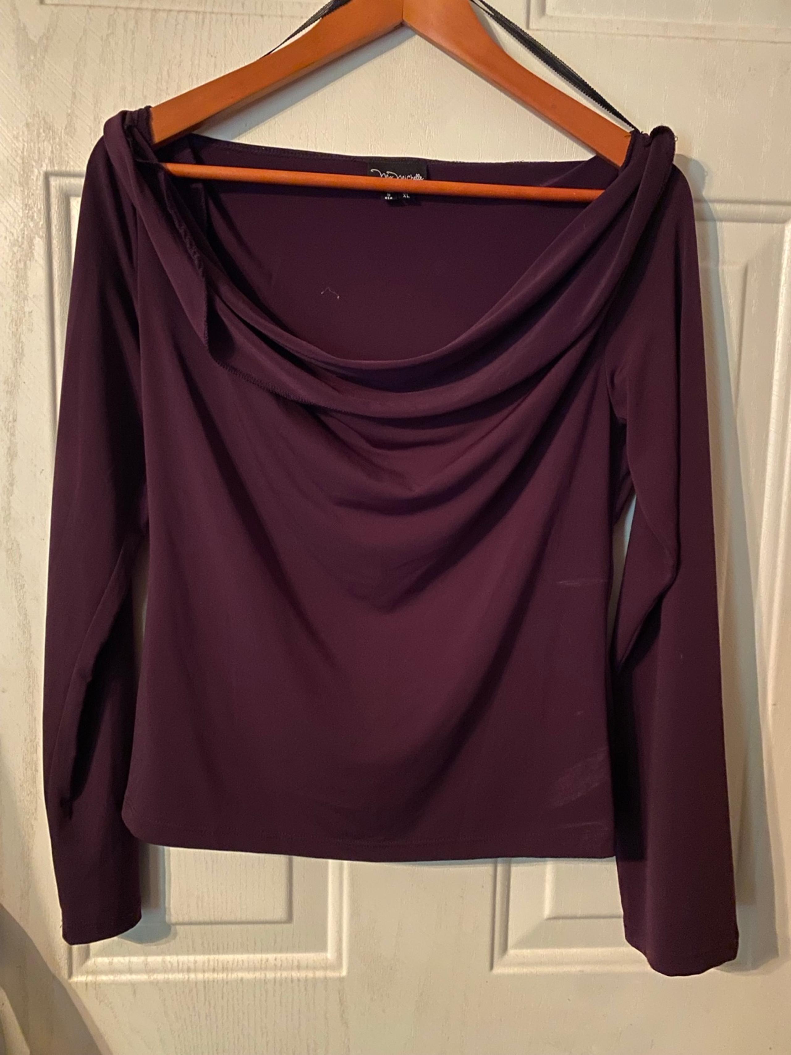 Top Burgundy size XL