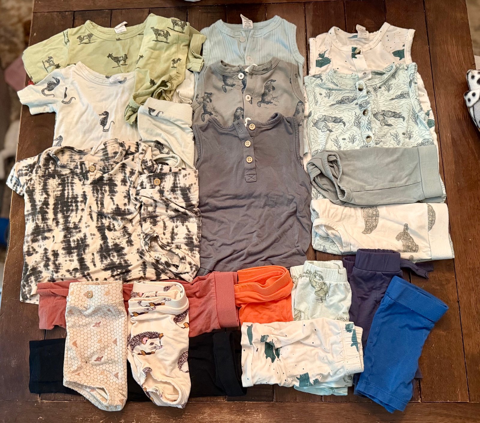 HUGE Kate Quinn summer bundle