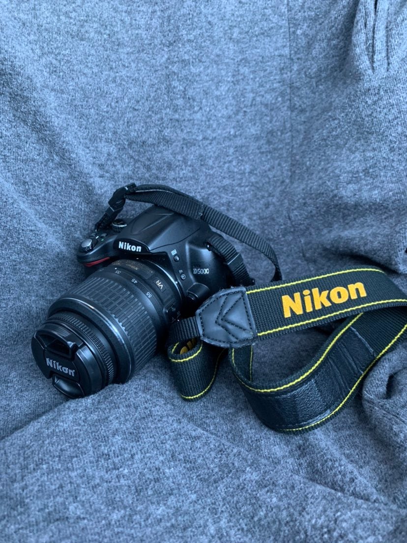 Nikon D3000 Digital Camera SLR