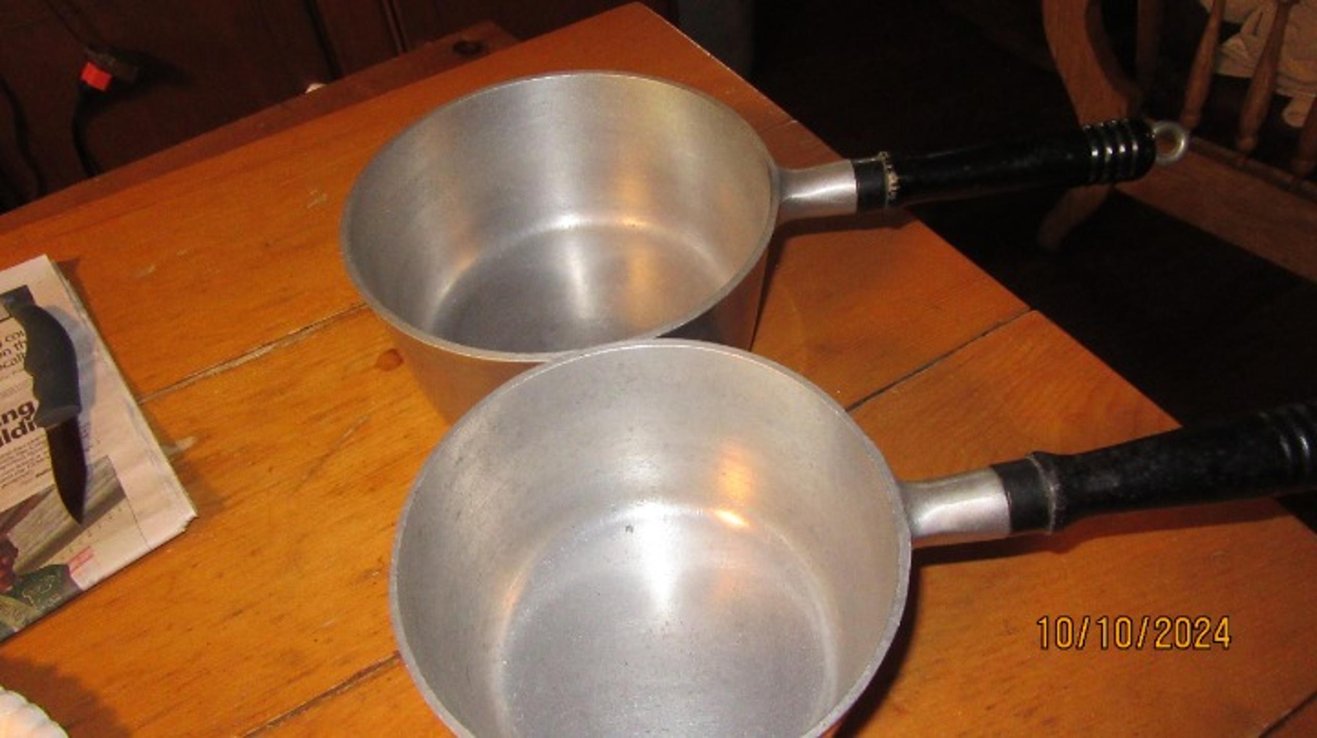2 mint Home Institute cast aluminum wood handle saucepan 2 qt and 1.5 qt - Unique Vintage
