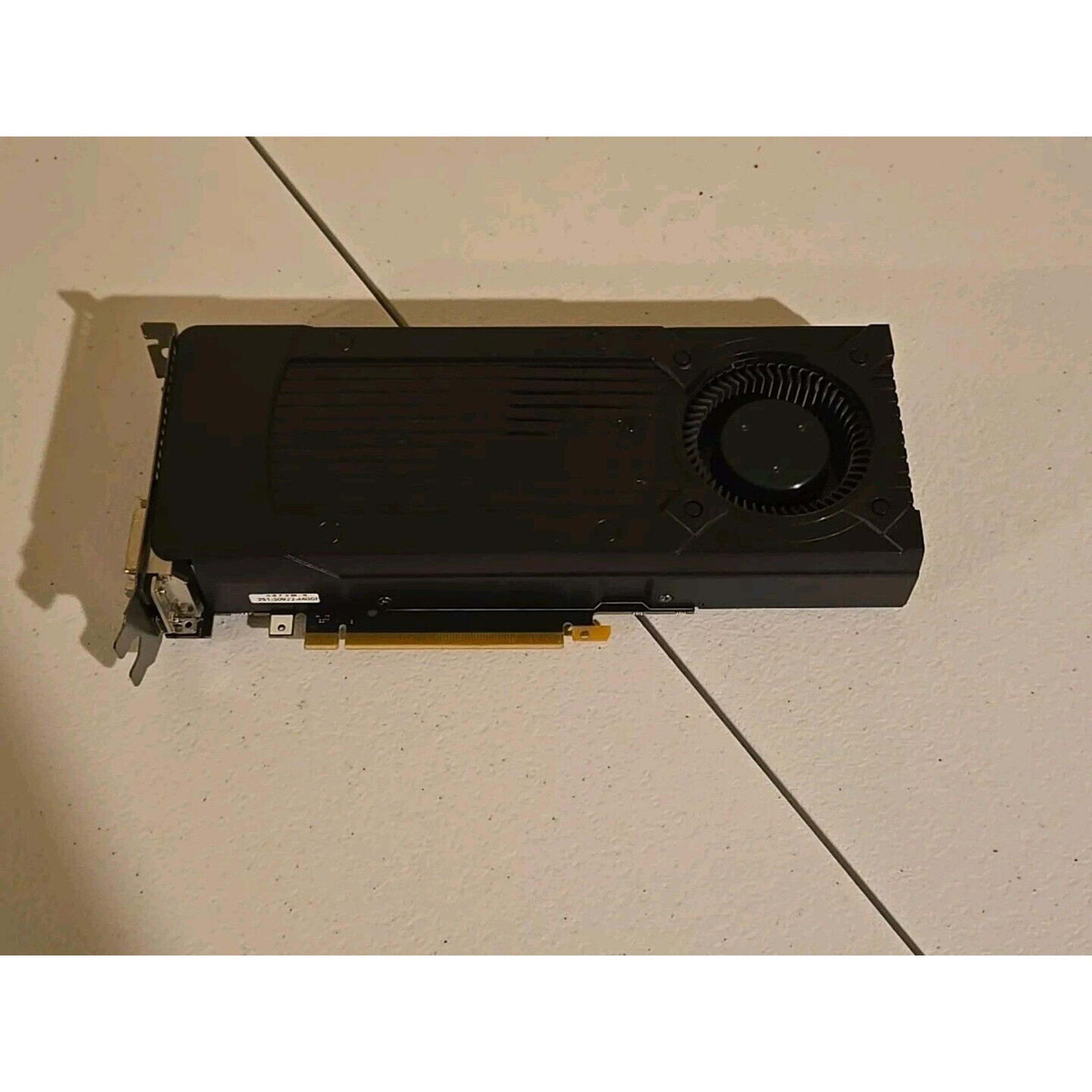 Nvidia GeForce GTX 760 1.5GB GDDR5 PCIe 3.0x16 DP HDMI DVI-I DVI-D Vid Card