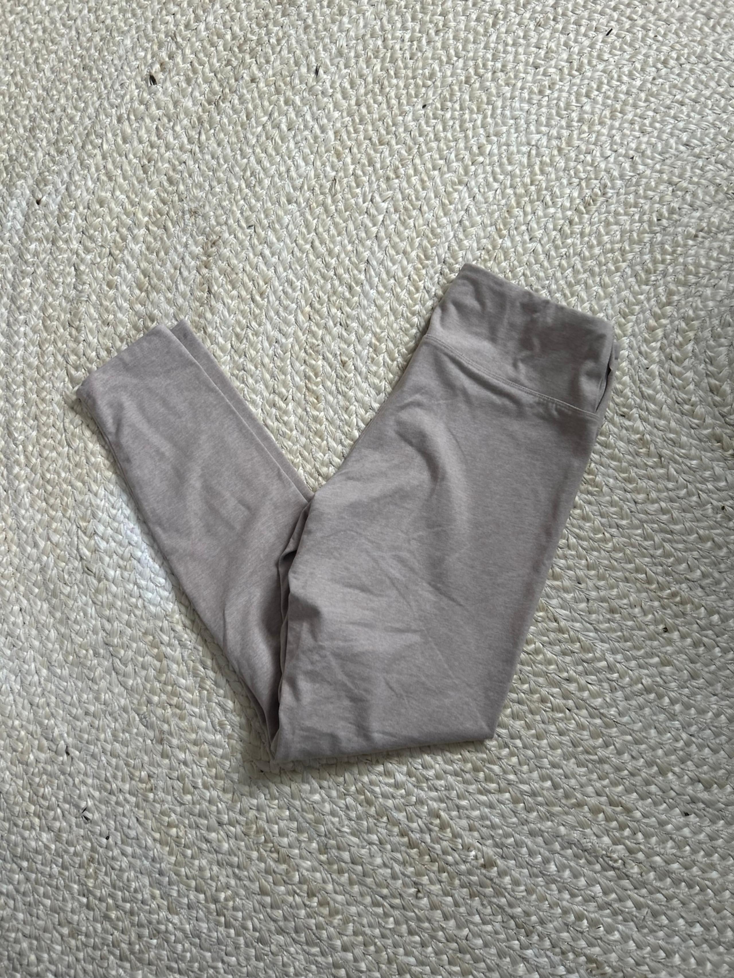 Express M women’s full length yoga pants pant stretch high rise athletic