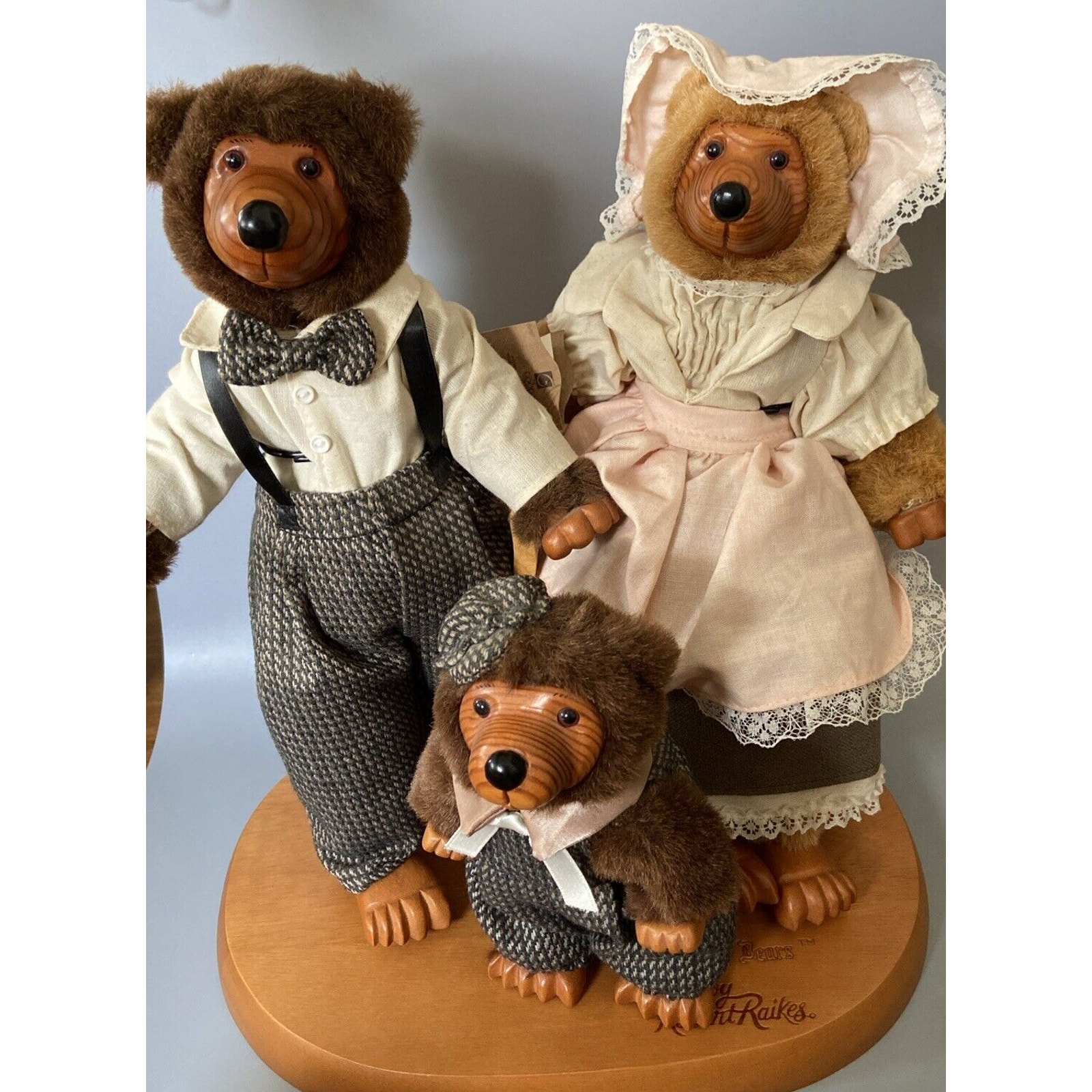 VINTAGE 1989 Robert Raikes Bears The Three Bears - Wood