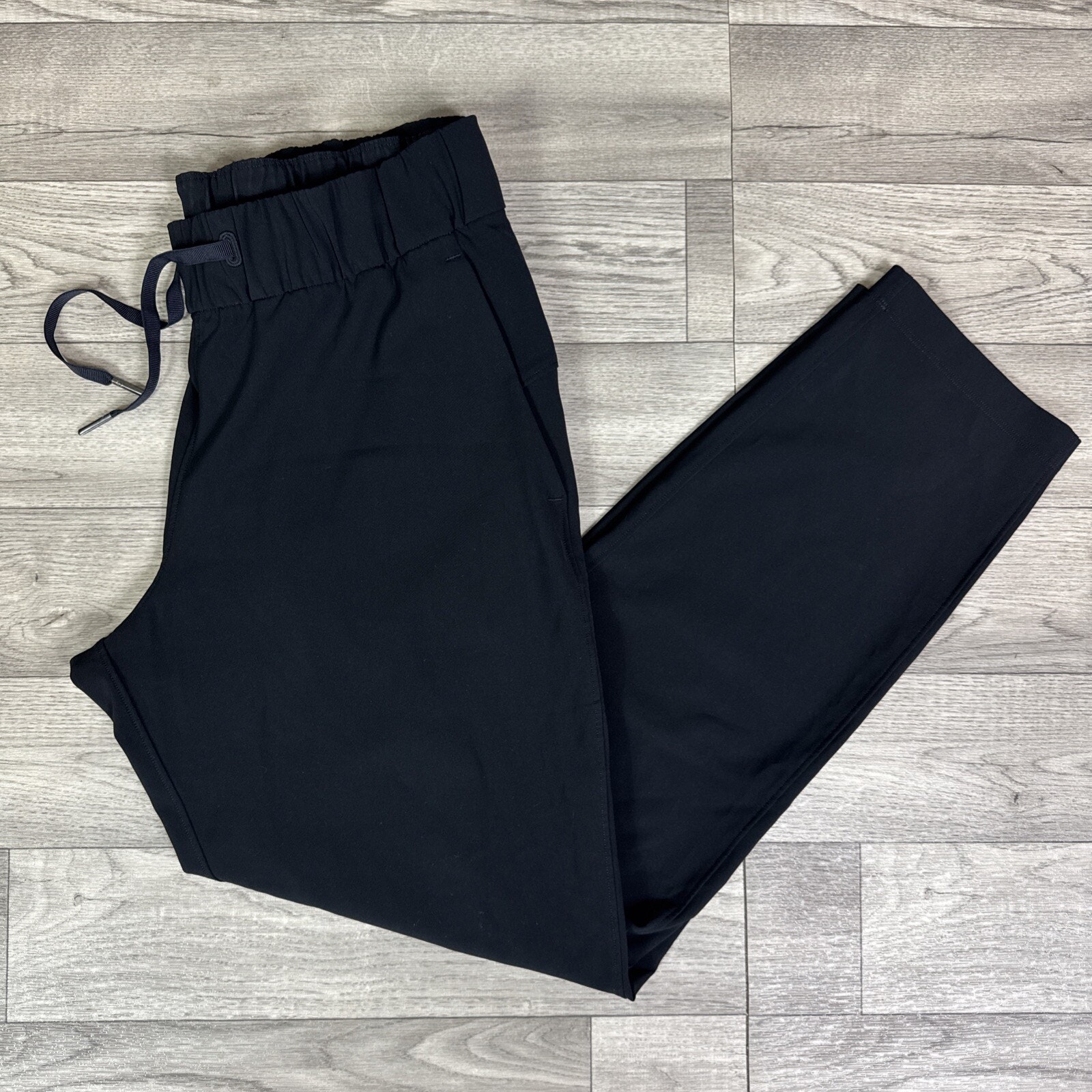 Women's Lululemon Black Pull On Stretch Slim Leg High Rise On The Fly Pants sz 6