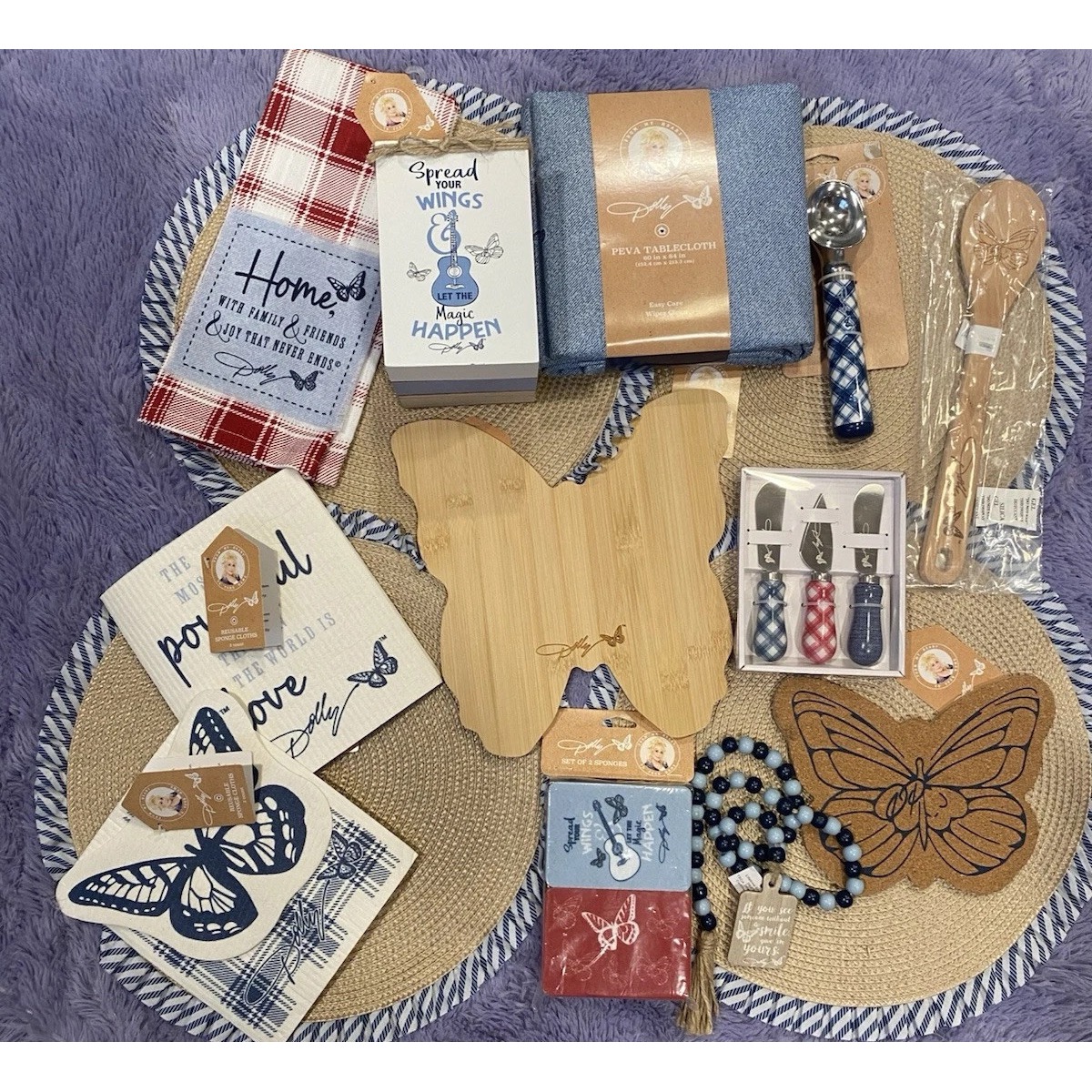 Dolly Parton Kitchen Exclusive Butterfly 16 Piece Lot, New