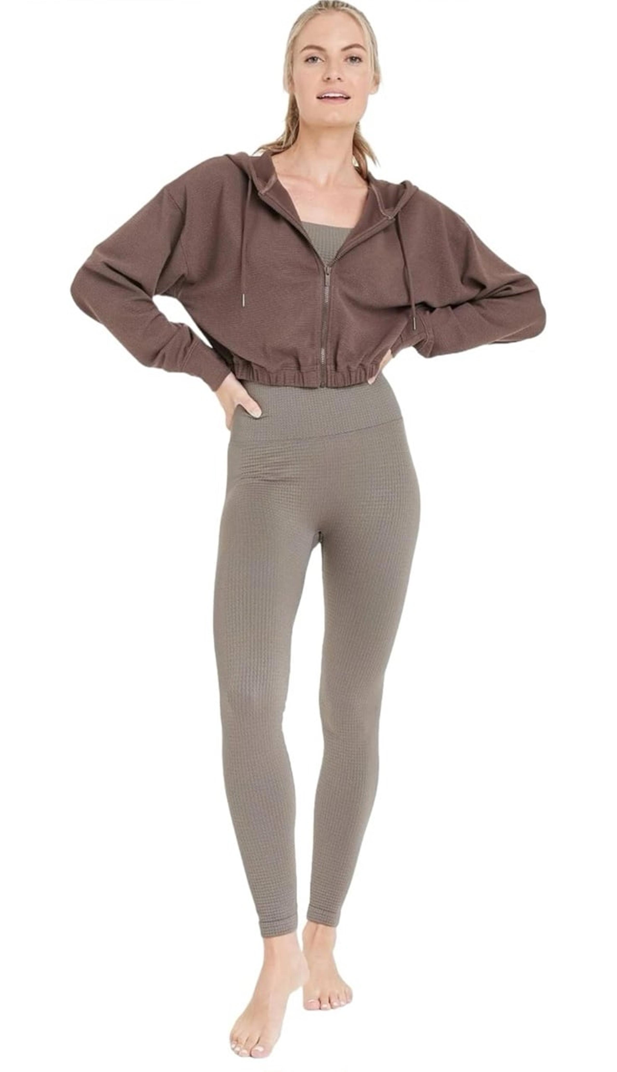 New All in Motion Women's Ultra High-Rise Seamless Waffle Leggings 26" -
Size XS