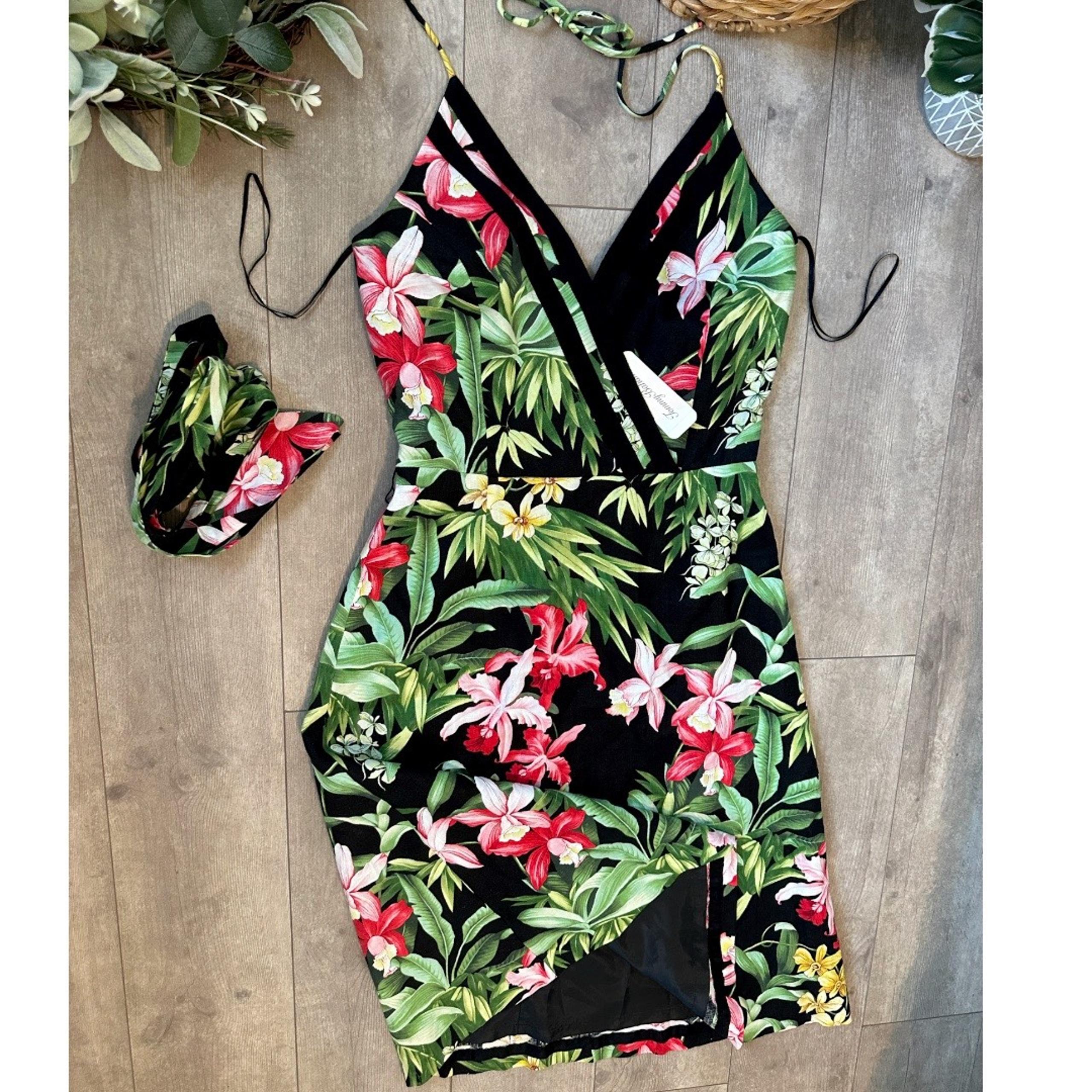 New Tommy Bahama Tahiti Orchard Halter Dress Women’s sz 2 new with tags 
Retail